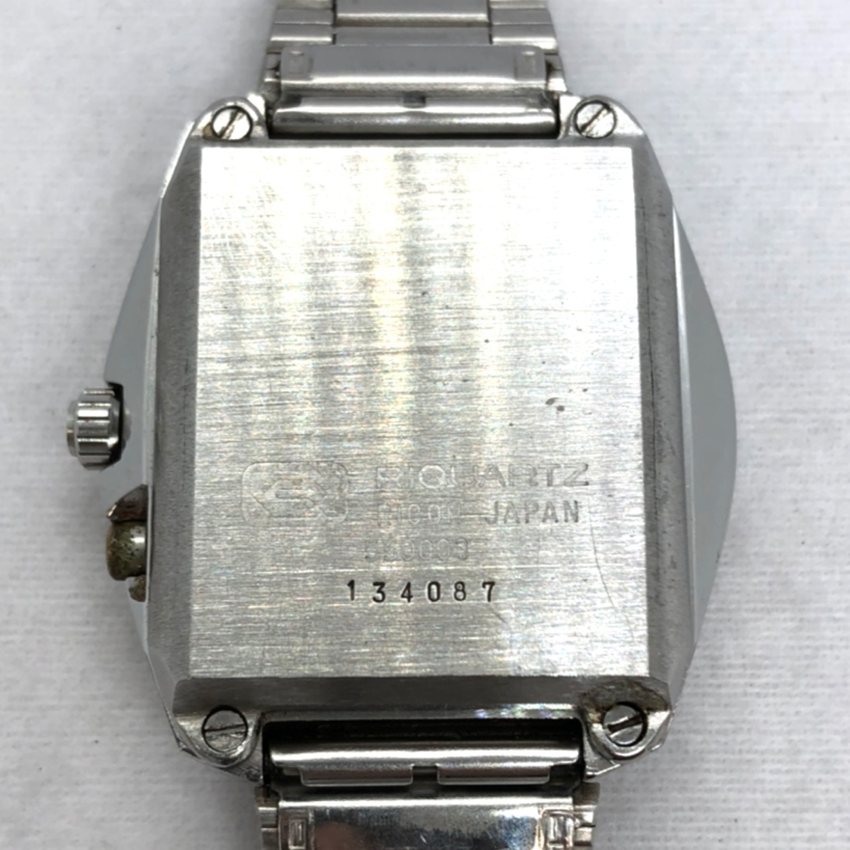 550003-134087-2.jpg
