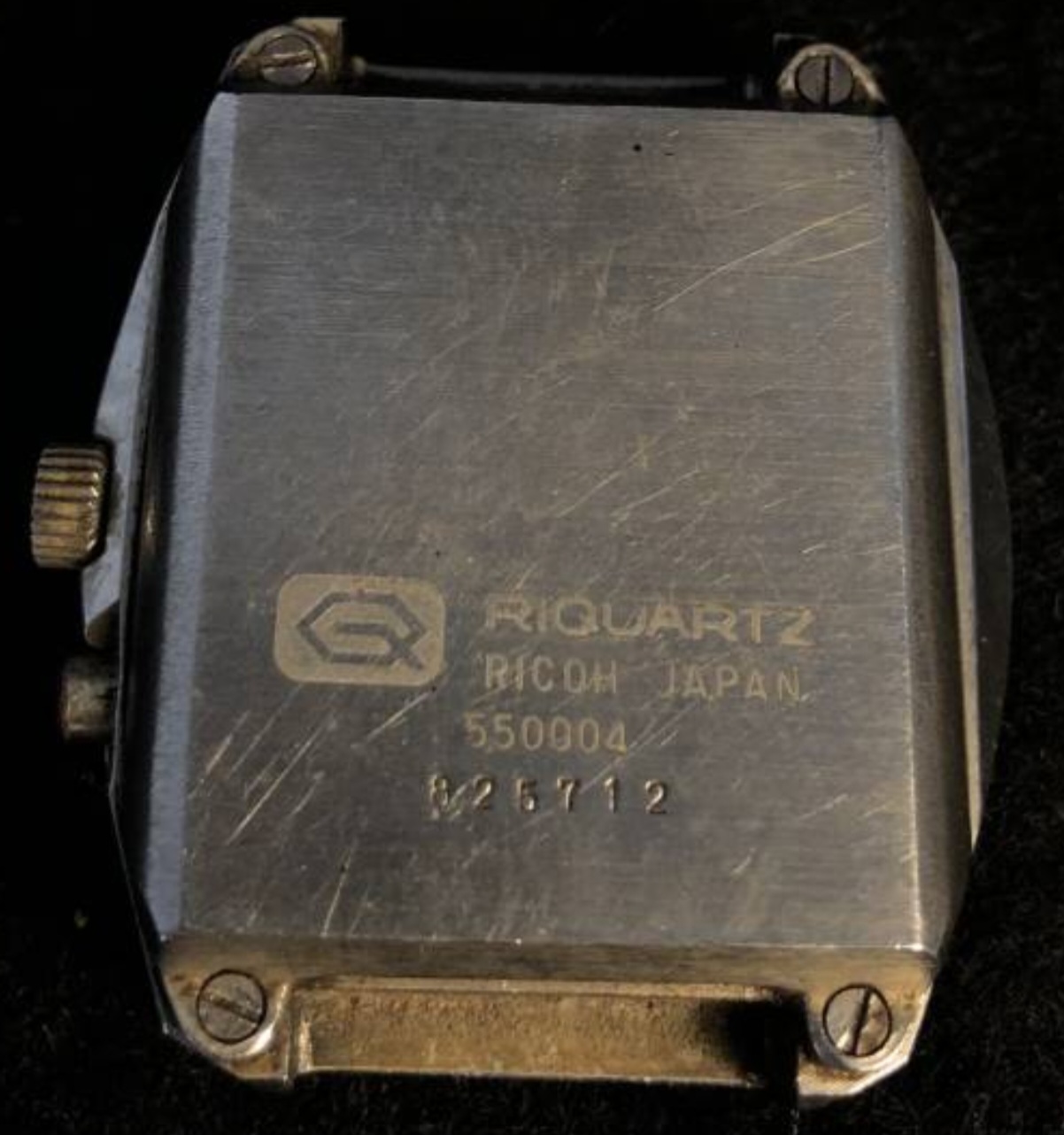 550004-825712-2.jpg